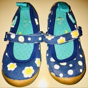 Girls Chooze size 8 Polka Dot Mary Janes